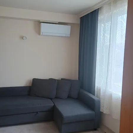 Отель Trakata-sea View And Free Parking